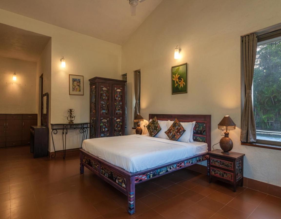 Saffronstays Aurelia, Panchgani - Balinese Villa With Breathtaking Valley Views ภายนอก รูปภาพ