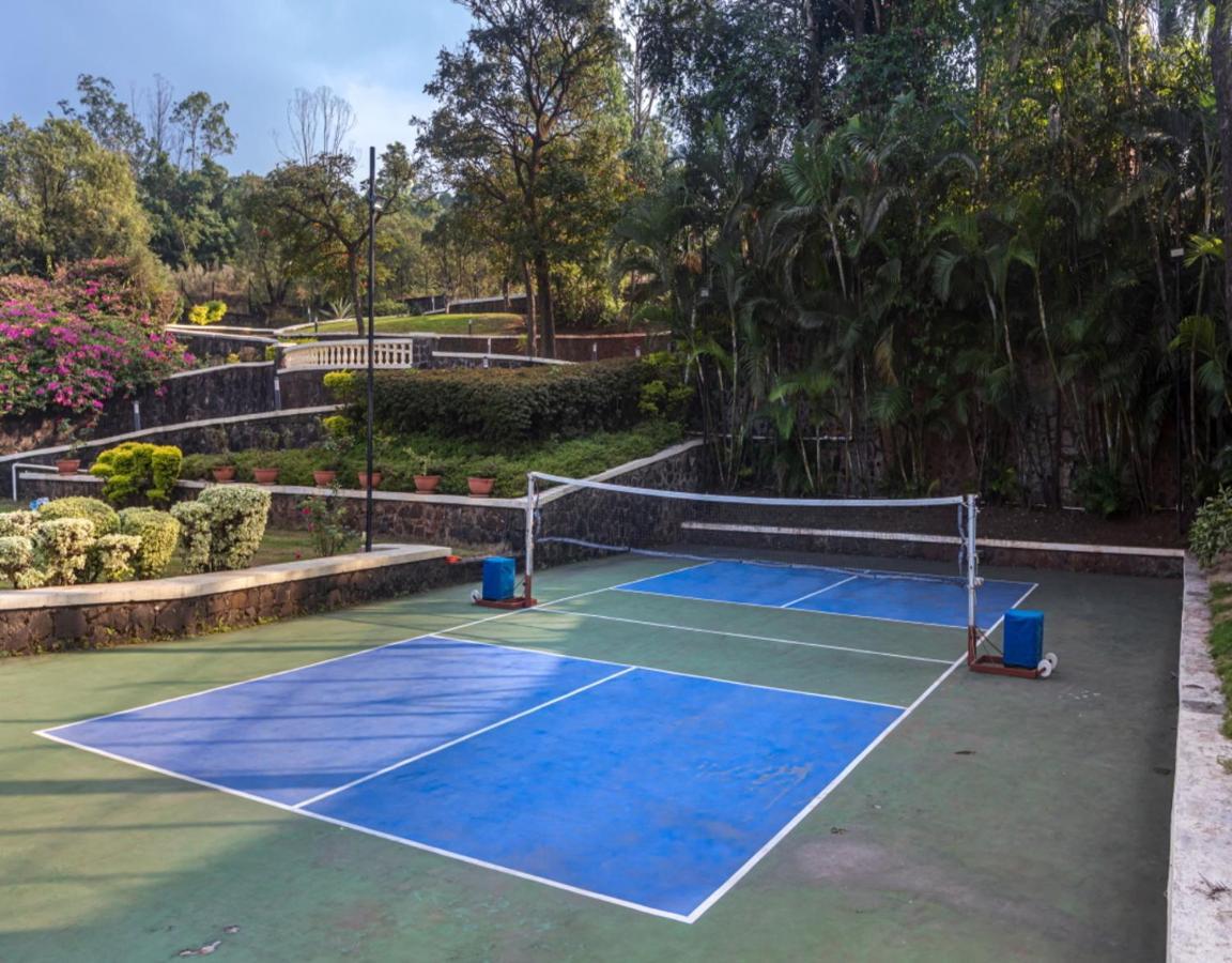 Saffronstays Aurelia, Panchgani - Balinese Villa With Breathtaking Valley Views ภายนอก รูปภาพ